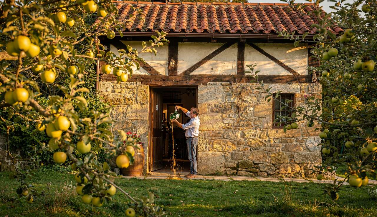 Cidreries basques : une exp&eacute;rience authentique &agrave; ne pas manquer