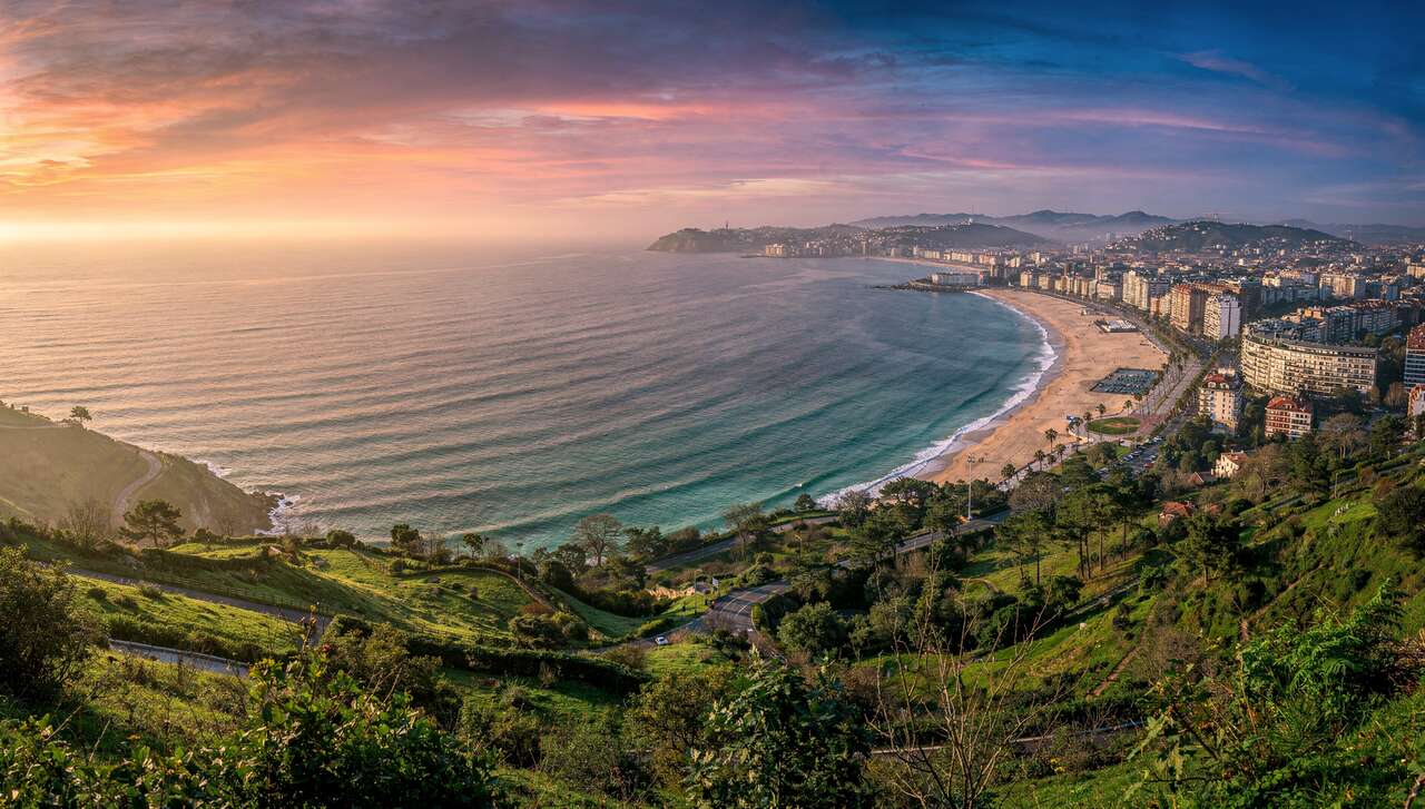 Admirer la vue depuis le mont igueldo