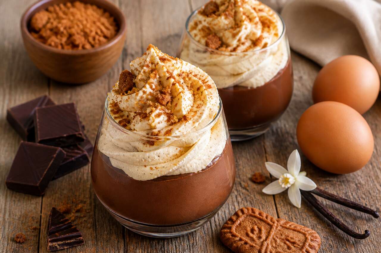 Mousse au chocolat et chantilly spéculoos : la recette gourmande