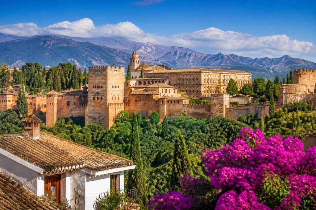 Découvrir l'Espagne : gastronomie et Traditions