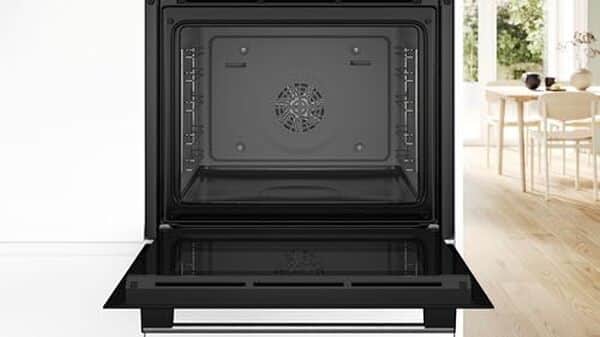 Découvrez notre test complet du four encastrable Bosch série 4 HBA553BR3F en inox : performances, fonctionnalités et avis détaillés pour bien choisir. 