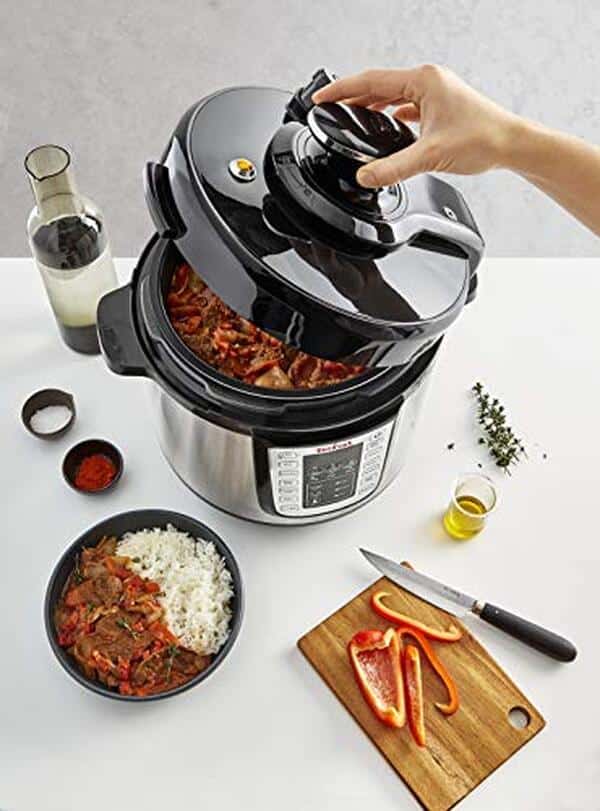 Découvrez notre test détaillé du Tefal CY505E10 multicooker : 25 programmes pour cuire vos plats rapidement et savoureusement. Avis complet et conseils d'utilisation.